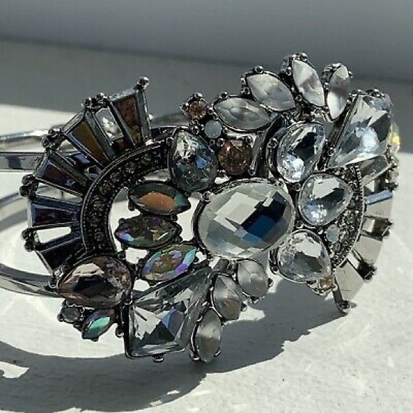 Chloe and Isabel Celestial frost cuff bracelet - Picture 3 of 5